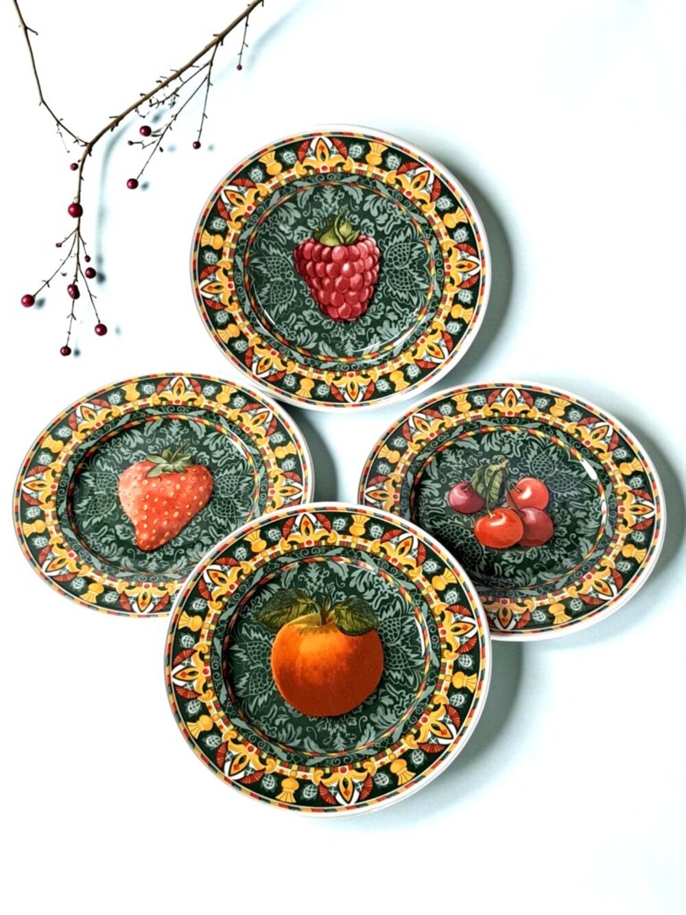 FOUR (4) Villeroy & Boch Gallo Design Dessert Plates 8.5” Fruit Art Deco Germany